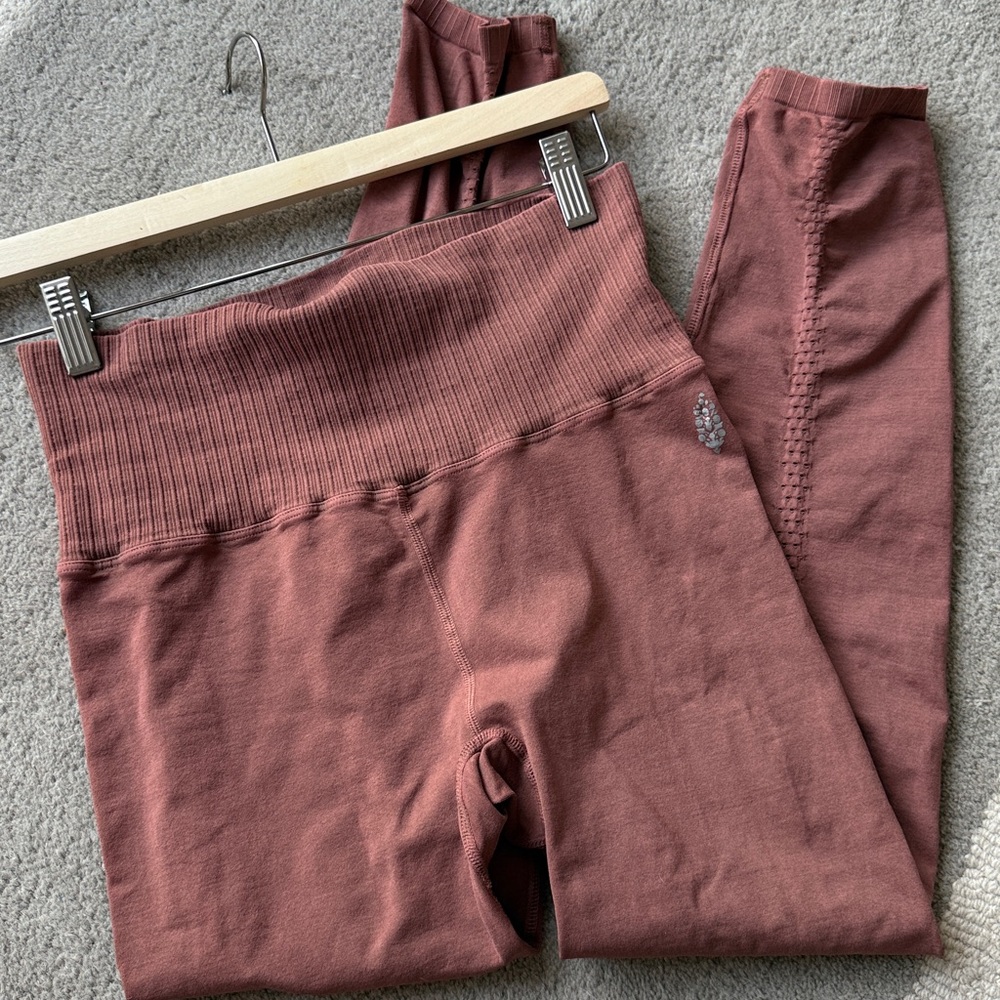 Free People Movement Good Karma Leggings High‎ waisted size M Brown - Picture 5 of 8